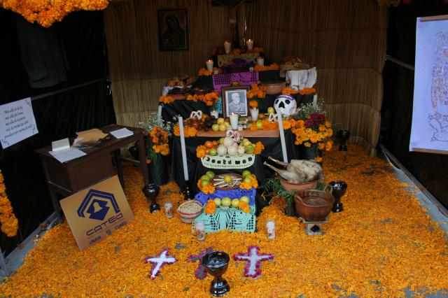 Concurso de Ofrendas &quot;Desiderio Hernndez Xochitiotzin&quot; 2010 - Foto