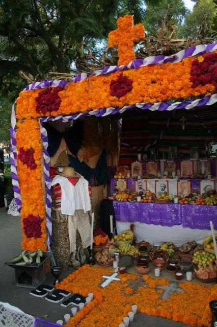 Concurso de Ofrendas &quot;Desiderio Hernndez Xochitiotzin&quot; 2010 - Foto