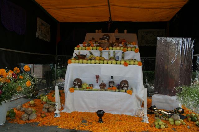 Concurso de Ofrendas &quot;Desiderio Hernndez Xochitiotzin&quot; 2010 - Foto