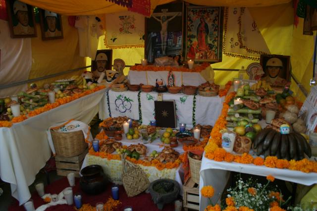 Concurso de Ofrendas &quot;Desiderio Hernndez Xochitiotzin&quot; 2010 - Foto