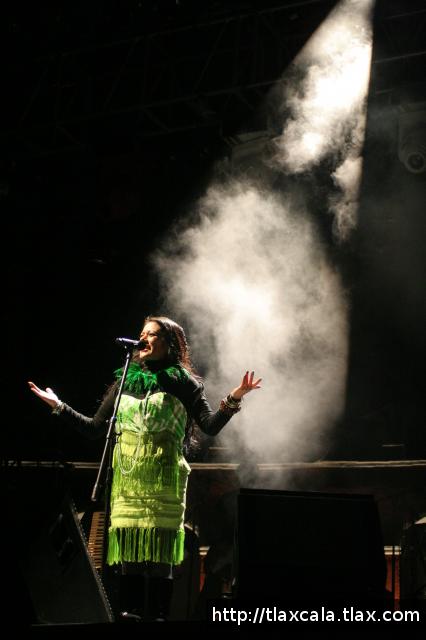 Lila Downs en la Plaza de Toros de Tlaxcala (26/11/2010) - Foto