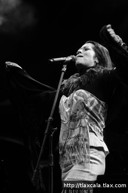 Lila Downs en la Plaza de Toros de Tlaxcala (26/11/2010) - Foto