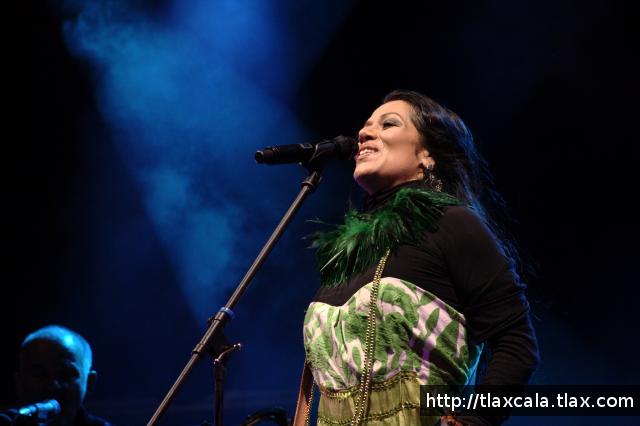 Lila Downs en la Plaza de Toros de Tlaxcala (26/11/2010) - Foto