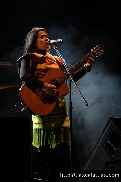 Lila Downs en la Plaza de Toros de Tlaxcala (26/11/2010) - Foto