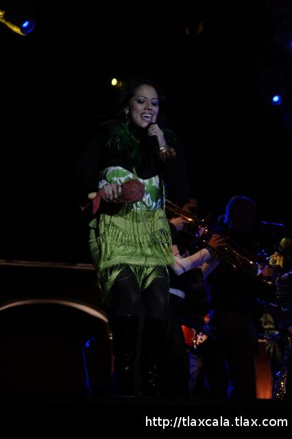 Lila Downs en la Plaza de Toros de Tlaxcala (26/11/2010) - Foto