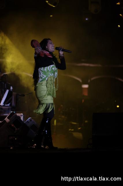 Lila Downs en la Plaza de Toros de Tlaxcala (26/11/2010) - Foto