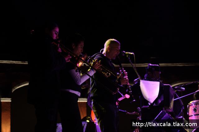Lila Downs en la Plaza de Toros de Tlaxcala (26/11/2010) - Foto