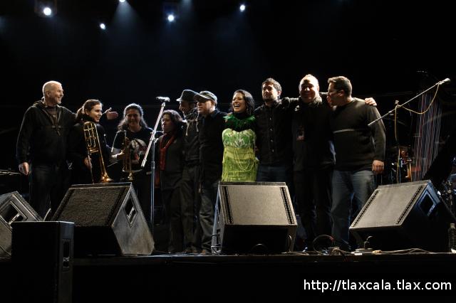 Lila Downs en la Plaza de Toros de Tlaxcala (26/11/2010) - Foto