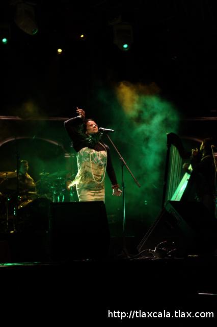Lila Downs en la Plaza de Toros de Tlaxcala (26/11/2010) - Foto