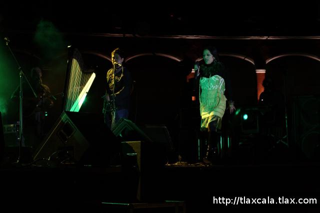 Lila Downs en la Plaza de Toros de Tlaxcala (26/11/2010) - Foto