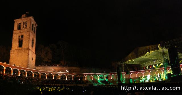 Lila Downs en la Plaza de Toros de Tlaxcala (26/11/2010) - Foto