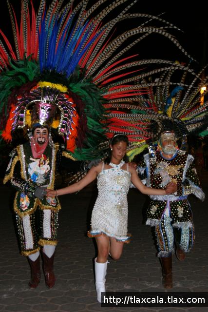 Carnaval San Simon Tlatlahuquitepec Centro 2011 - Foto