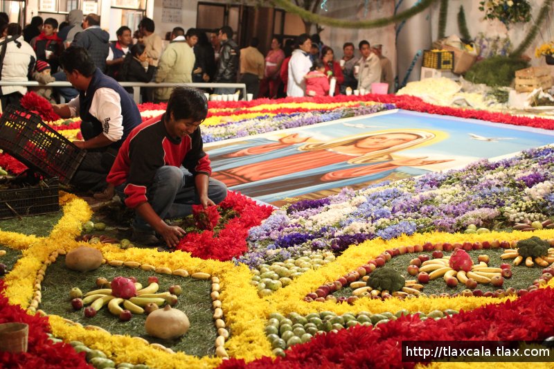 La Noche que nadie duerme, las alfombras 2011 Huamantla - Foto
