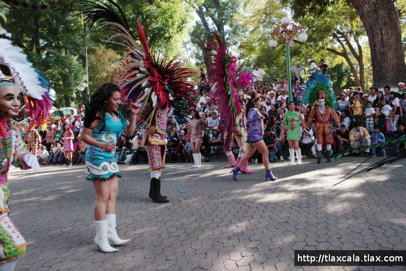 San Francisco Tlacuilohcan en el Carnaval Tlaxcala 2012 - Foto