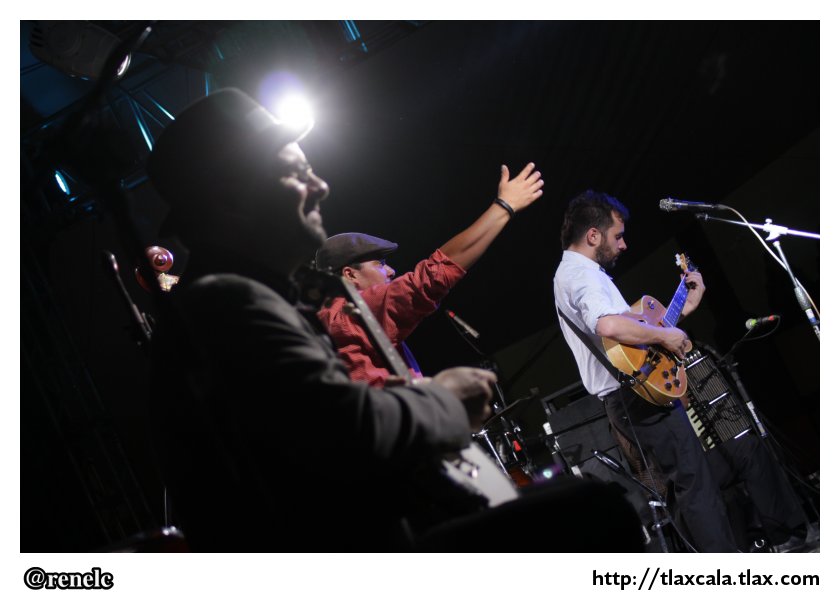 Pat de Fu en el patio del itc (25 de mayo de 2012) - Foto