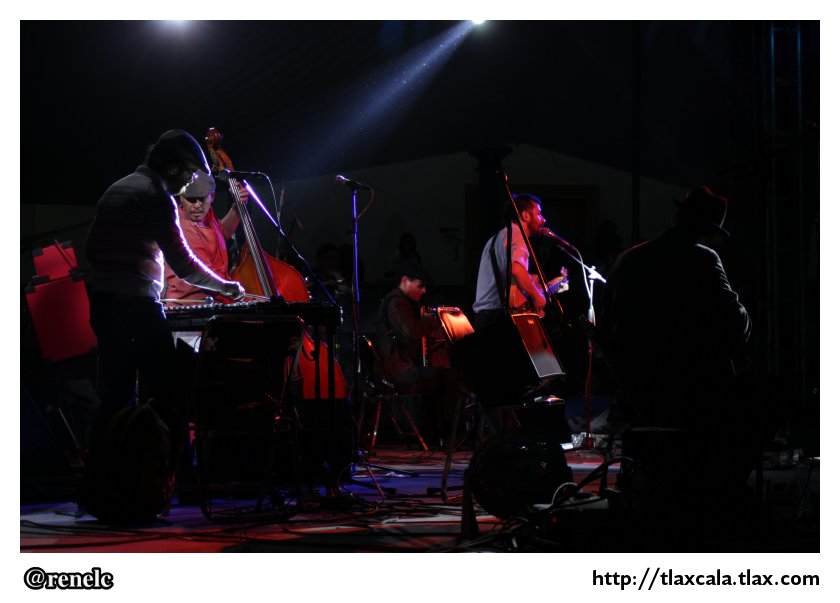 Pat de Fu en el patio del itc (25 de mayo de 2012) - Foto