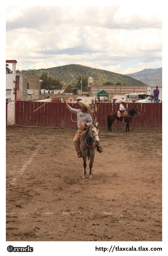 Charreada en la feria de Tlaxco (2 de septiembre del 2012) - Foto