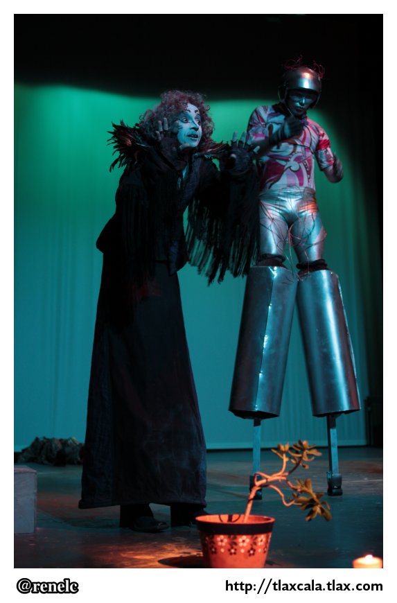 Obra de Teatro &quot;Los Hijos de caro&quot; en el Teatro Xicohtencatl - Foto