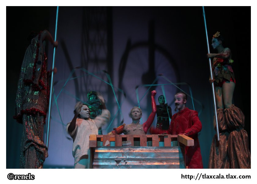 Obra de Teatro &quot;Los Hijos de caro&quot; en el Teatro Xicohtencatl - Foto