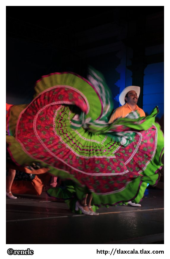 XI Festival de Danza Folklorica, Ballet Folklrico Mxico Arte y Races - Foto