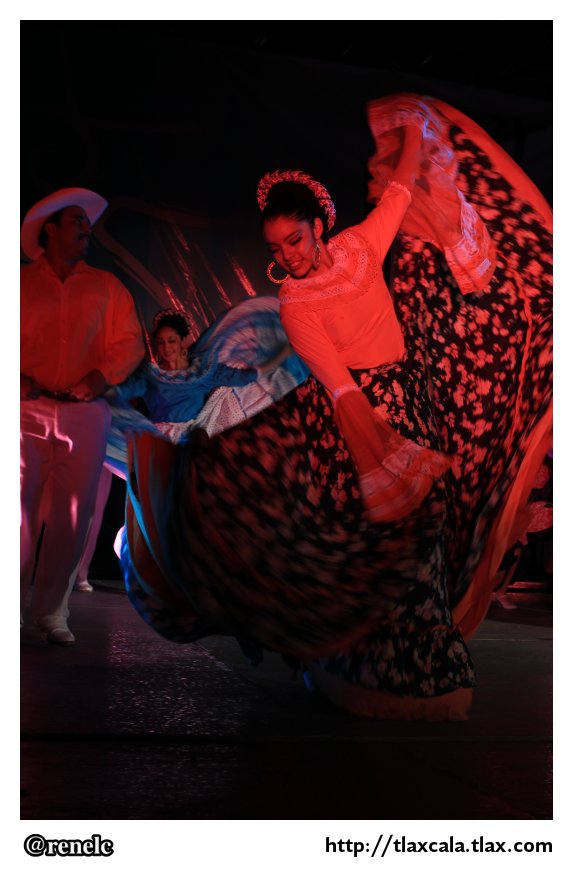 XI Festival de Danza Folklorica, Ballet Folklrico Mxico Arte y Races - Foto