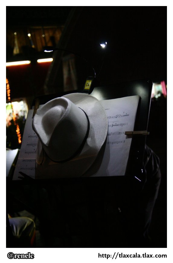 Orquesta Tpica de Yucalpetn, segundo festival de otoo, Apizaco 2012 - Foto