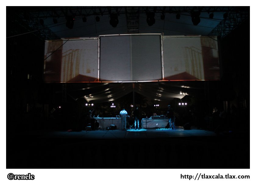 Soundframe Vienna Aaudiovisual Live Show en el patio de ITC, Festival Cervantino en Tlaxcala - Foto