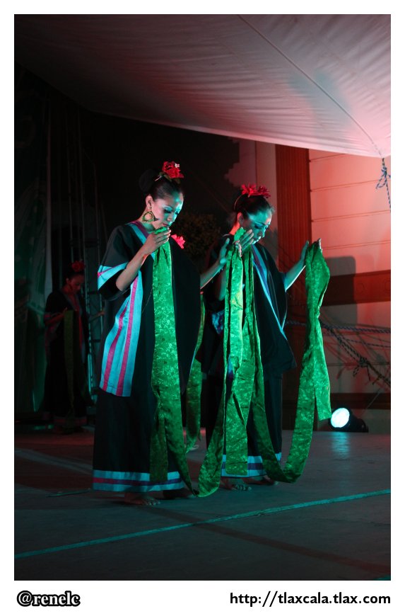 XI Festival de Danza Folklorica, Ballet Folklrico&quot;Oxpanixtli&quot; - Foto