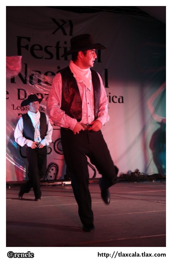 XI Festival de Danza Folklorica, Ballet Folklrico&quot;Oxpanixtli&quot; - Foto