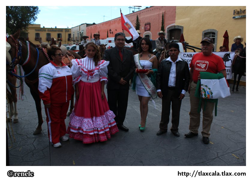Entrega del fuego de independencia a comunidades en Huamantla - Foto