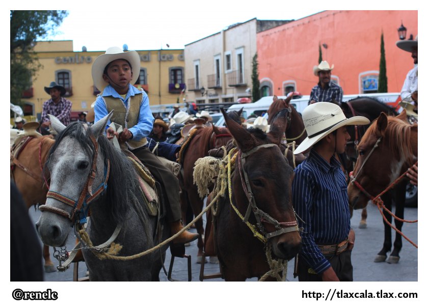 Entrega del fuego de independencia a comunidades en Huamantla - Foto
