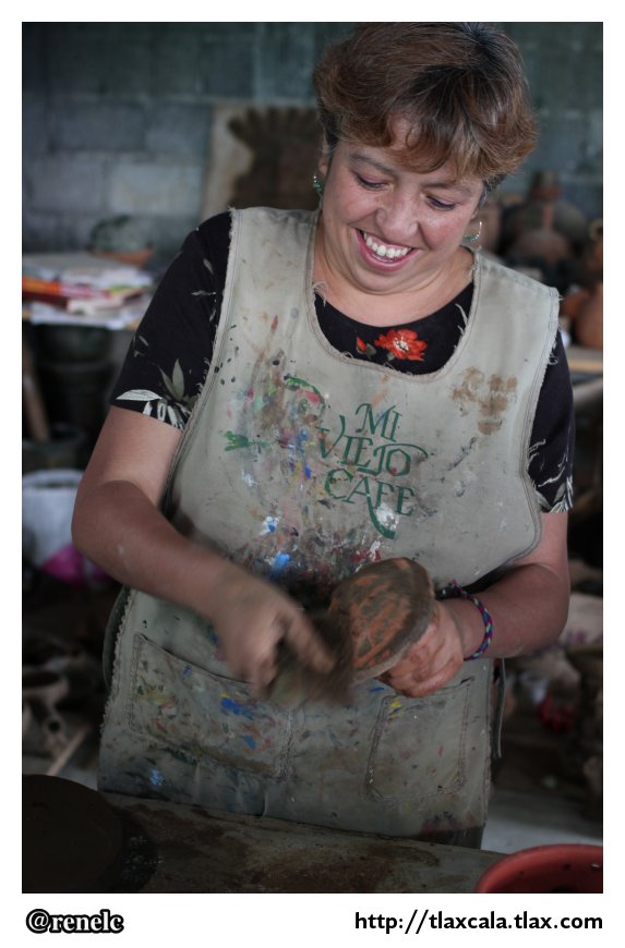 Artesanias de Barro Oxidado, Taller de Bernardo Jurez, La Trinidad Tenexyecac - Foto