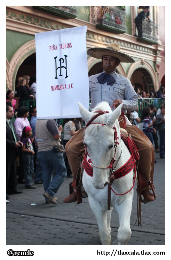 Desfile inagural de la feria Tlaxcala 2012 - Foto