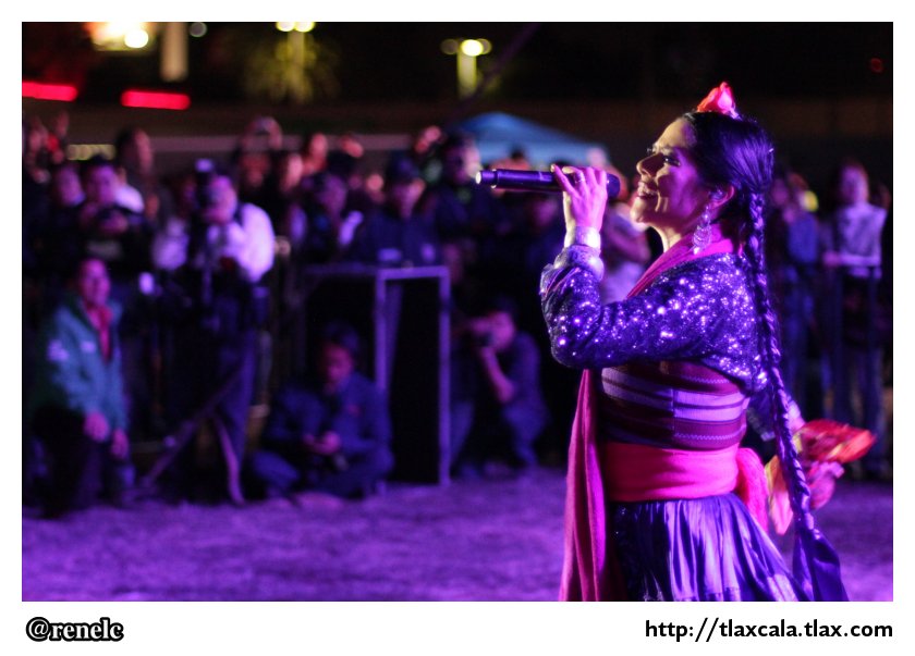 Lila Downs en el estadio Tlahuicole - Foto