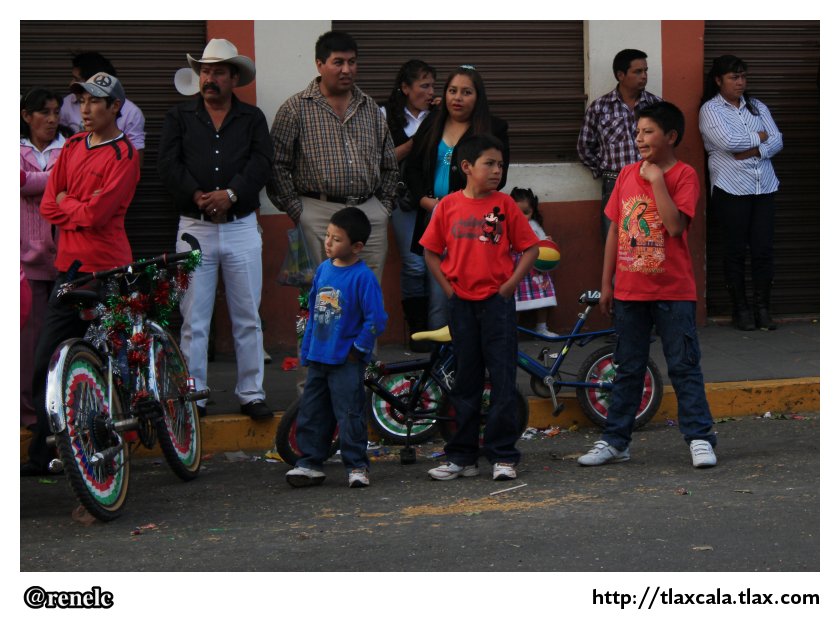 Desfile Guadalupano en Tlaxco, 12 de diciembre 2012 - Foto