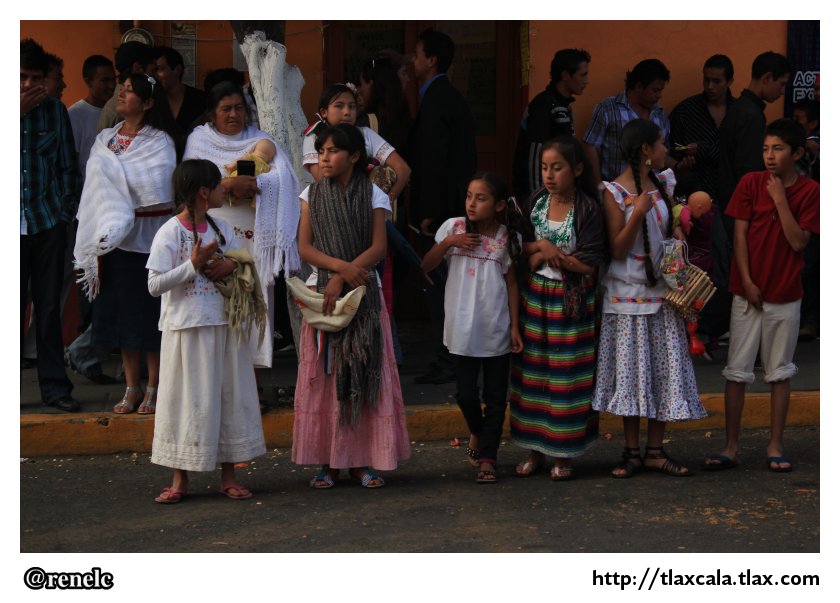 Desfile Guadalupano en Tlaxco, 12 de diciembre 2012 - Foto