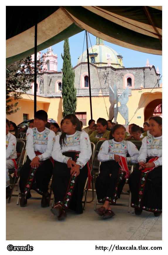 Dia Internacional de la Lengua Materna Tlaxcala 2013 - Papalotla - Foto