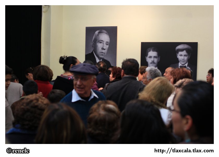 Inaguracin de la exposicin &quot;Programas Antiguos del Teatro en Apizaco&quot; - Foto