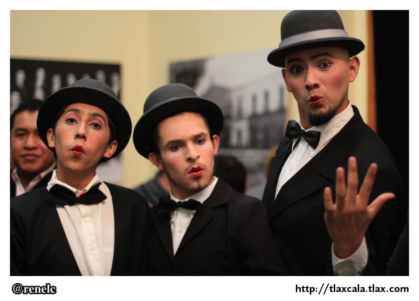 Inaguracin de la exposicin &quot;Programas Antiguos del Teatro en Apizaco&quot; - Foto