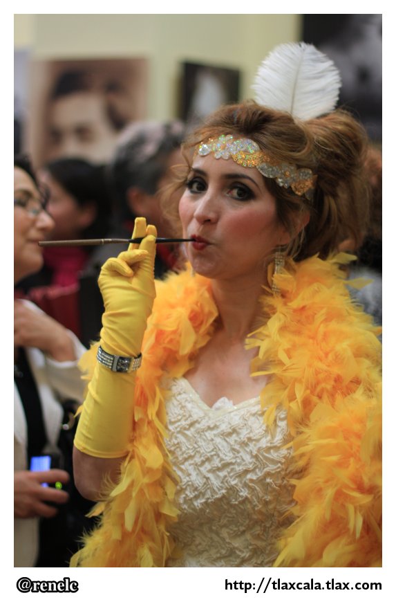 Inaguracin de la exposicin &quot;Programas Antiguos del Teatro en Apizaco&quot; - Foto