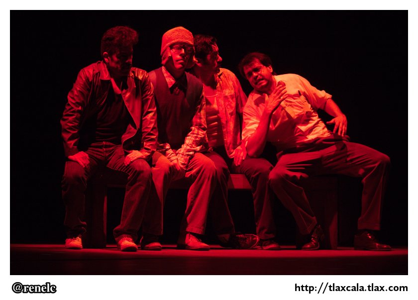 Ms pequeos que el Guggenheim en el Teatro Xicohtencatl - Foto
