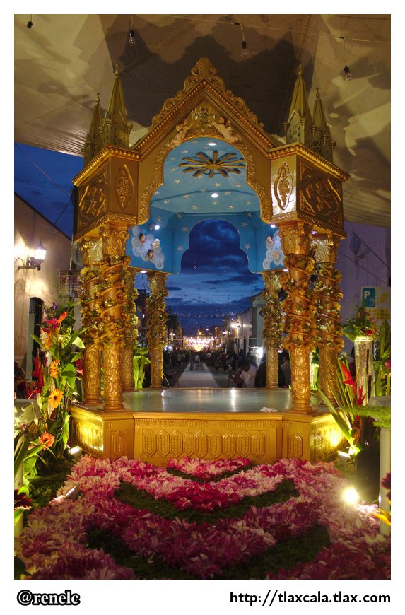 La noche que nadie duerme &quot;Las alfombras - Huamantla&quot; - Foto