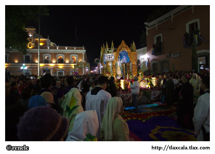 La noche que nadie duerme &quot;Las alfombras - Huamantla&quot; - Foto