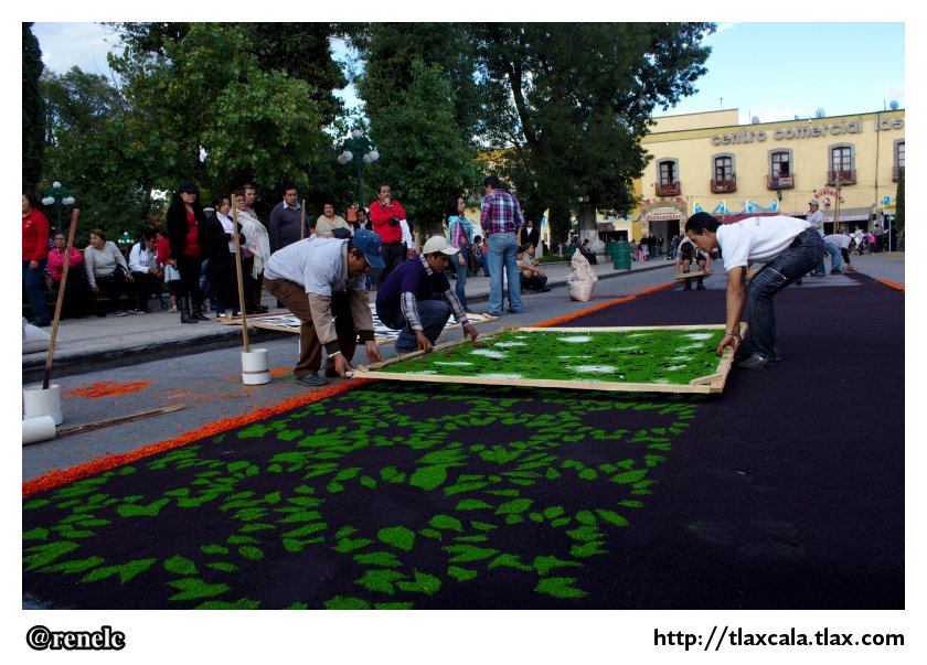La noche que nadie duerme &quot;Las alfombras - Huamantla&quot; - Foto