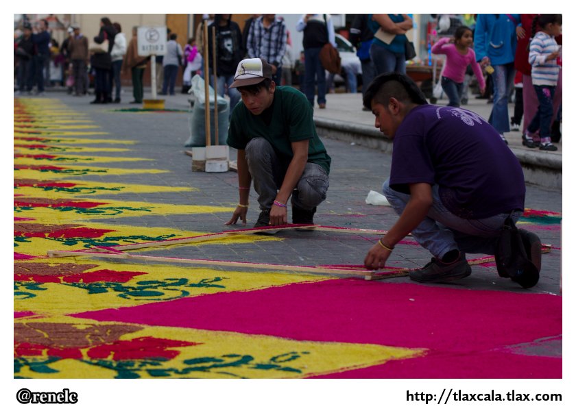 La noche que nadie duerme &quot;Las alfombras - Huamantla&quot; - Foto