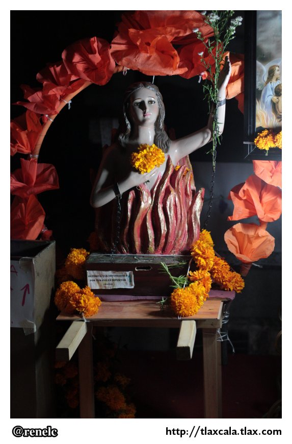 Dia de muertos en San Isidro Buensuceso 2013 - Foto