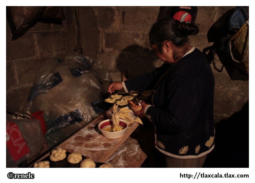 Haciendo Hojaldras en Xaltipan con la familia Cuahutle Bautista - Foto