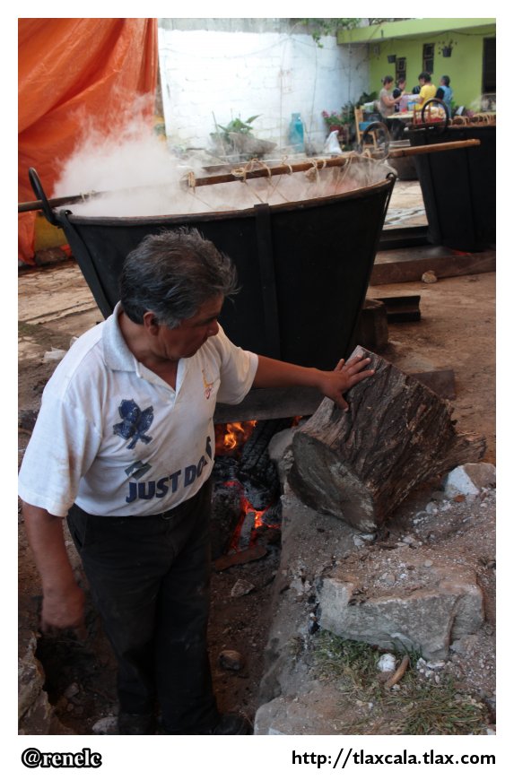 Mole prieto en Contla (mayordomia de xopantla seccin segunda) - Foto