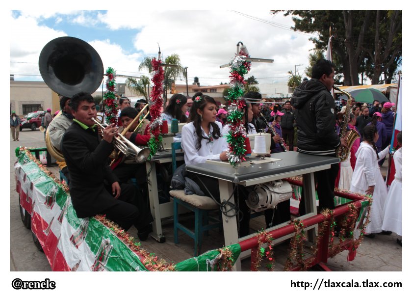 Desfile Guadalupano 2013 :: Tlaxco - Foto