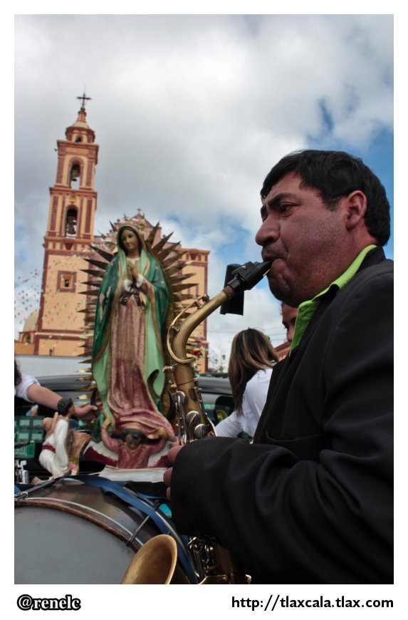 Desfile Guadalupano 2013 :: Tlaxco - Foto